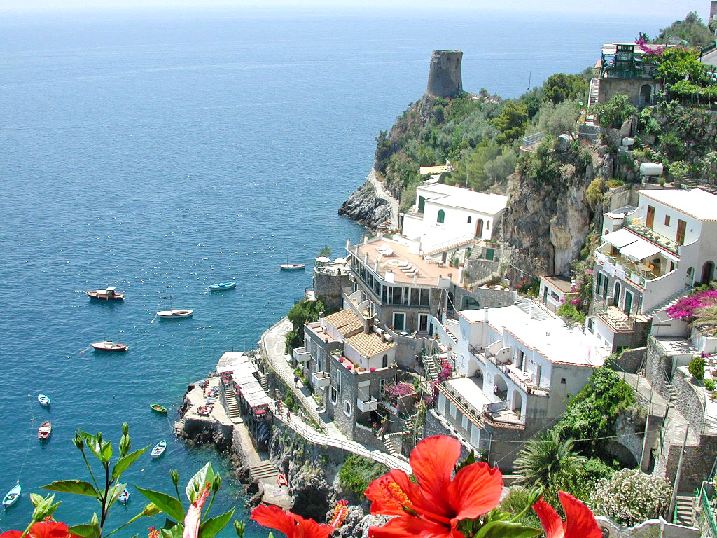 Amalfi coast daily tour from your hotel to Positano, Amalfi, Ravello
